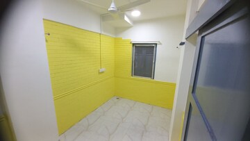 Room in 1 BHK Apartment at Jogeshwari East – for Rent