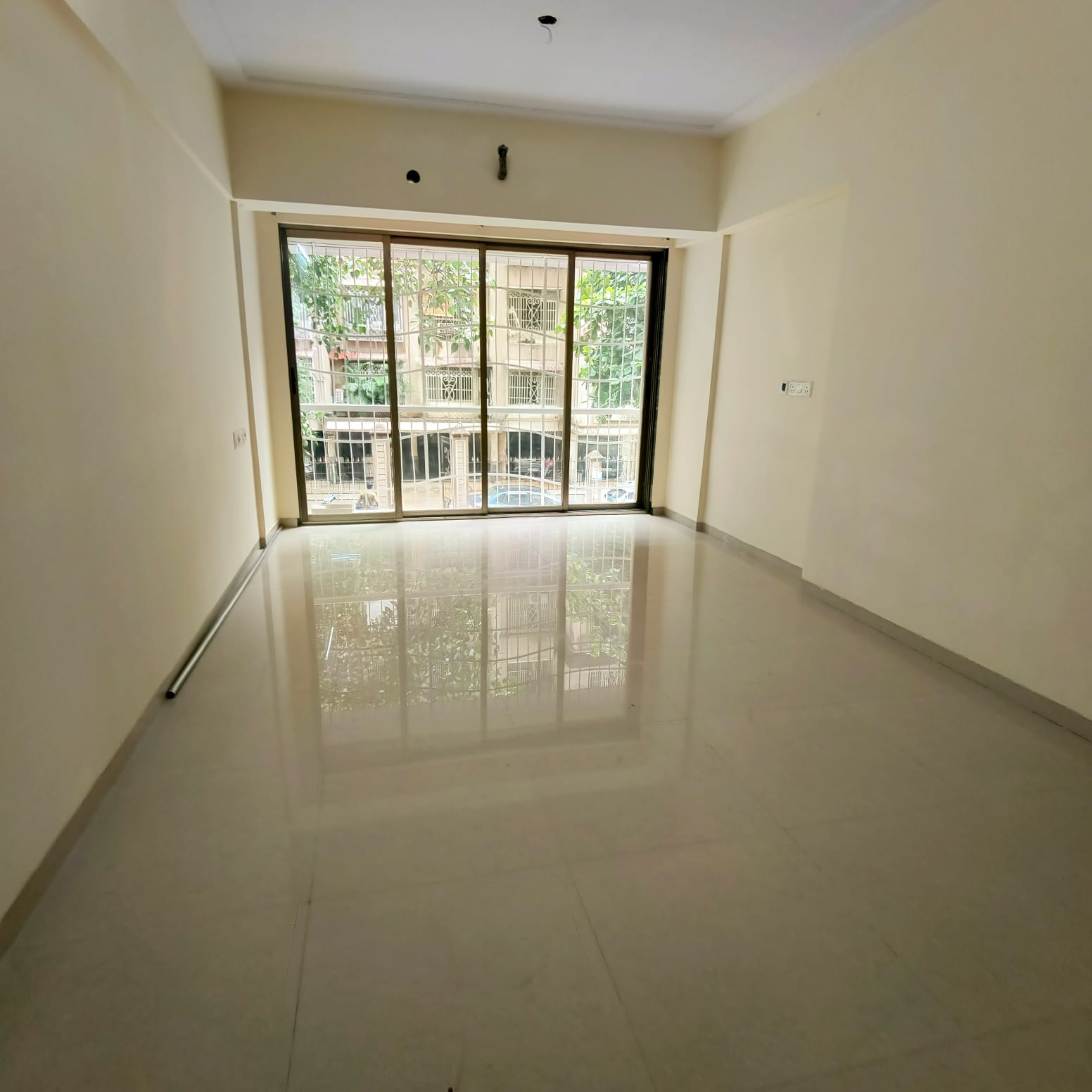 2 BHK + Pooja Room Apartment For Rent in Omkar Signet