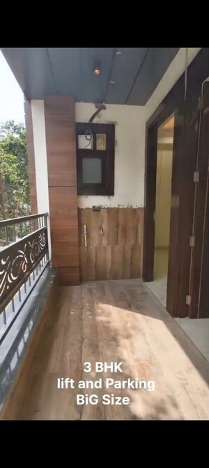 Kitchen in 3 BHK Builder Floor at Indrapuram – for Sale