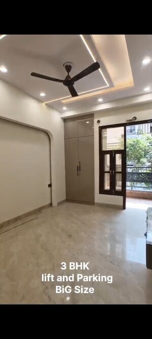 Room in 3 BHK Builder Floor at Indrapuram – for Sale
