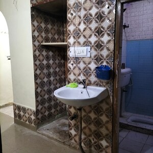 Bathroom in 1 RK Builder Floor at New Ashok Nagar – for Sale