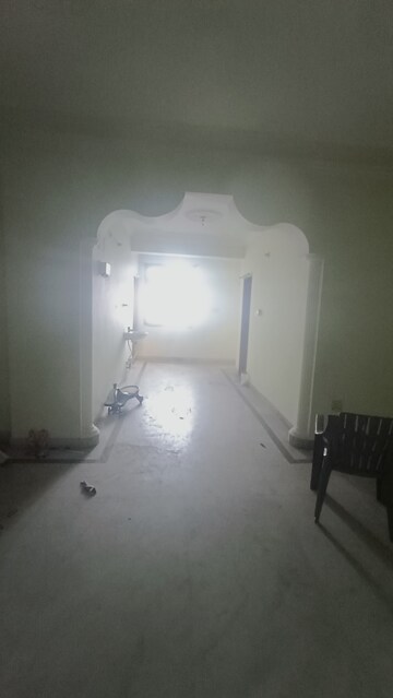 Building Lobby in 2 BHK Apartment at Kidwaipuri – for Rent