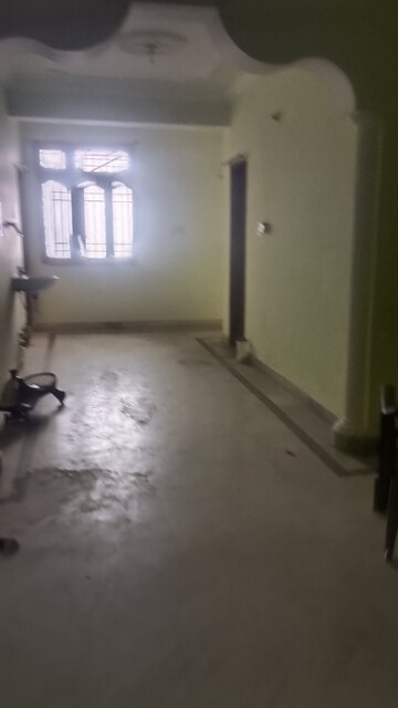 Room in 2 BHK Apartment at Kidwaipuri – for Rent