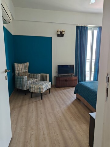 Bedroom in 3 BHK Apartment at DLF The Ultima, Sector 81 – for Rent