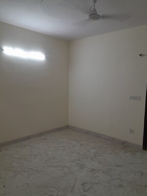 2.5 BHK Builder Floor For Sale in Baraula