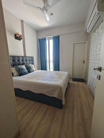 Bedroom in 3 BHK Apartment at DLF The Ultima, Sector 81 – for Rent
