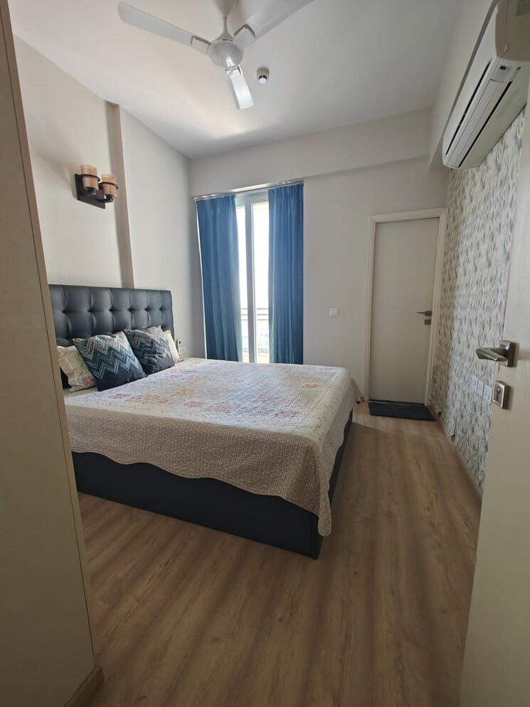 Bedroom, dlf-the-ultima 3 Bedroom 2100 Sq.Ft. Apartment In Sector 81 Gurgaon 8730370