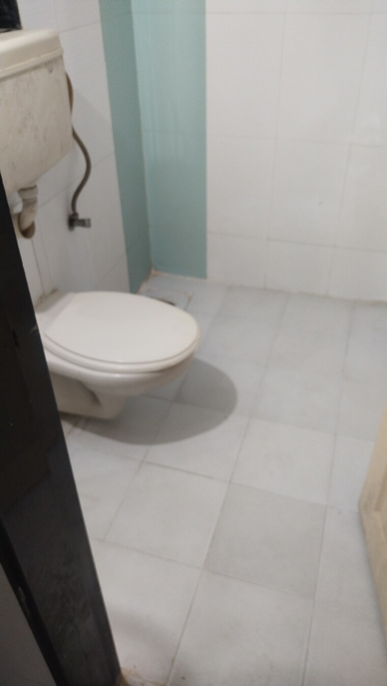 Bathroom, madhuraj-chs 1.5 Bedroom 750 Sq.Ft. Apartment In Kharghar Sector 19 Navi Mumbai 8730379