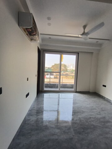 2 BHK Builder Floor For Rent in Vatika India Next, Sector 82