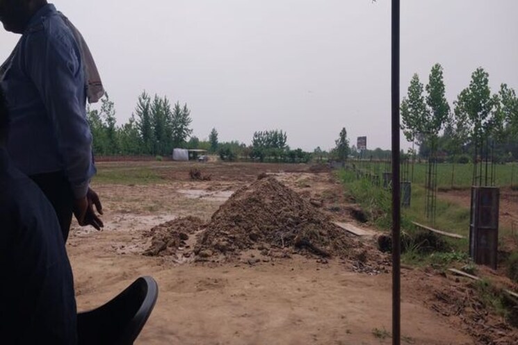 undefined, delhi haridwar national highway  170 Sq.Yd. Plot In DelhI Haridwar National Highway Roorkee 8672563