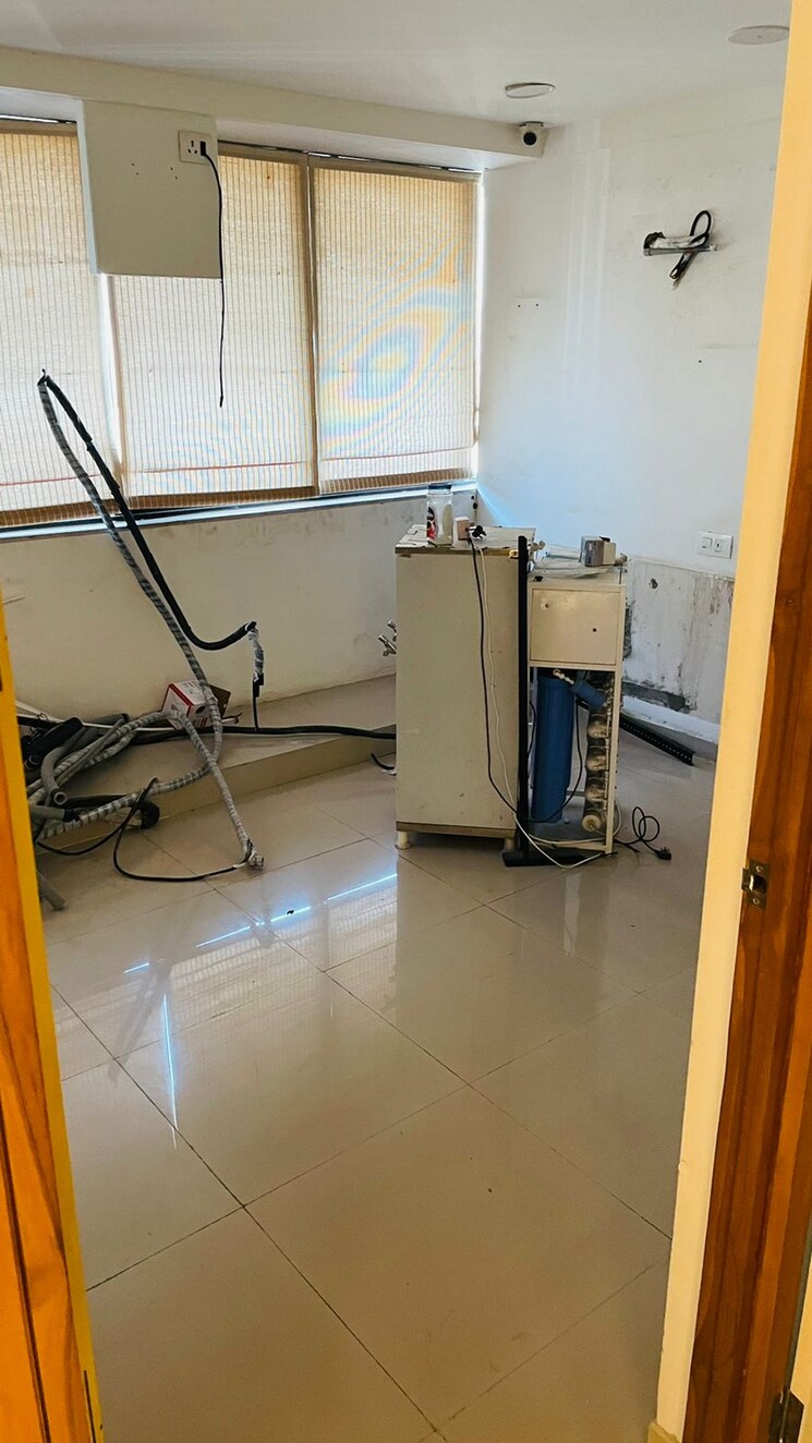 Team Area, anand nagar Commercial Office Space 2000 Sq.Ft. In Anand Nagar Ahmedabad 8730373