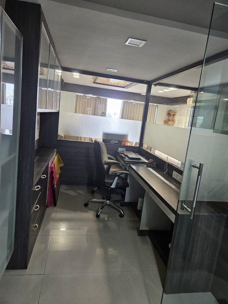Team Area, south bopal Commercial Office Space 1277 Sq.Ft. In South Bopal Ahmedabad 8730456