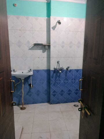 Bathroom in 1.5 BHK Independent House at Indira Nagar – for Rent