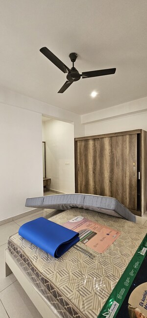 2 BHK Apartment For Sale in Lakshmipuram