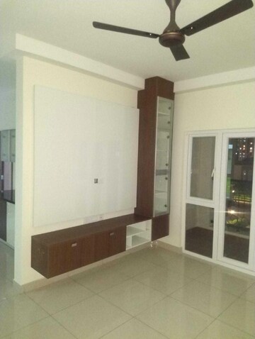 Room in 3 BHK Apartment at Prestige Song Of The South, Yelenahalli – for Rent