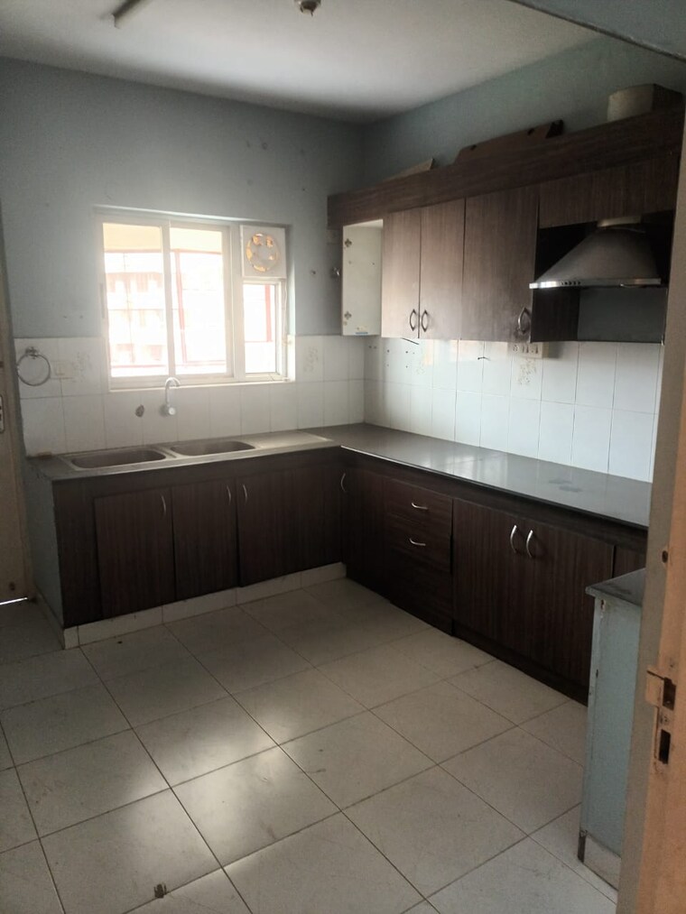 Kitchen, unitech-heritage-estate 3 Bedroom 1650 Sq.Ft. Apartment In Yelahanka Bangalore 8730516