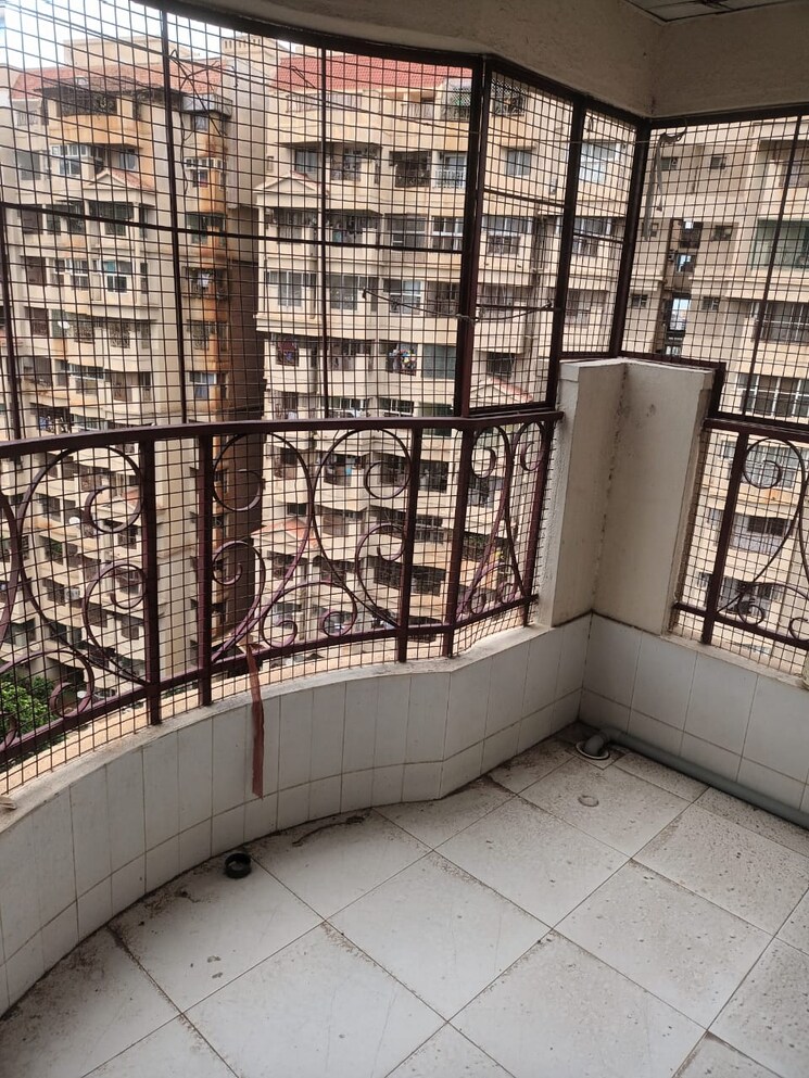 Balcony, unitech-heritage-estate 3 Bedroom 1650 Sq.Ft. Apartment In Yelahanka Bangalore 8730516