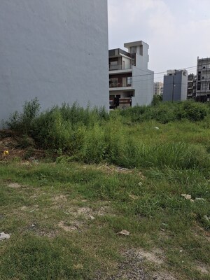  Plot – Garden View at Krishna Enclave Plot, Raj Nagar Extension - for Sale