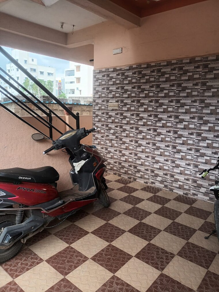  Parking, attur layout 6+ Bedroom 1200 Sq.Ft. Independent House In Attur Layout Bangalore 8730529