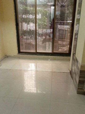 Room in 2 BHK Apartment at Orchid Gaurav Valley, Mira Road – for Rent