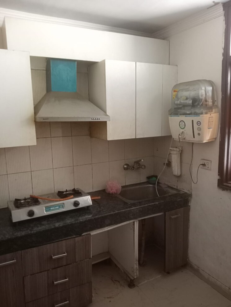 Kitchen, penta-homes 1 Bedroom 750 Sq.Ft. Apartment In Vip Road Zirakpur 8730542