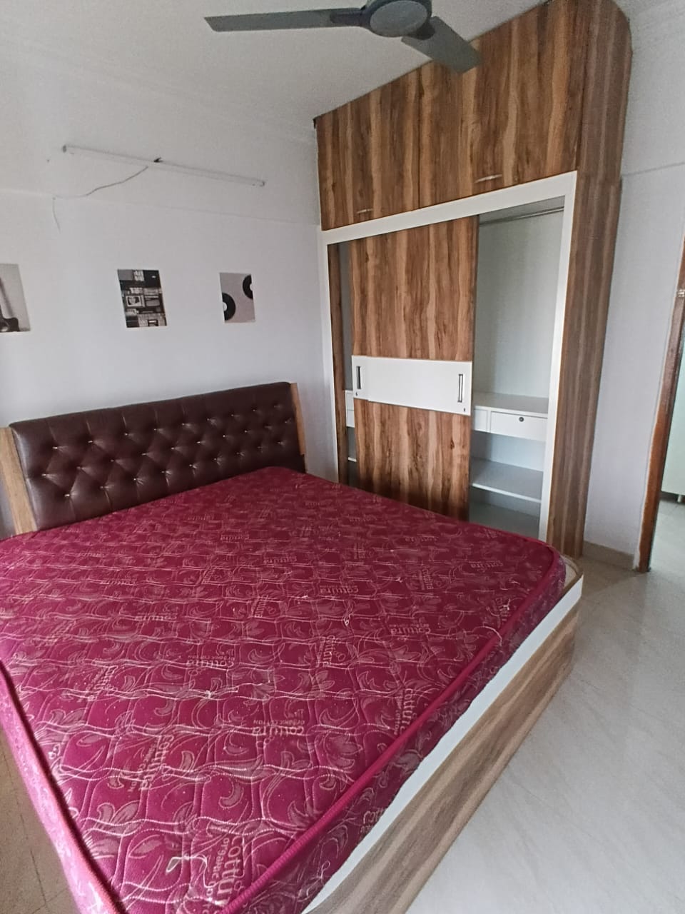 2 BHK Apartment For Rent in Off Yari Road, Versova, A