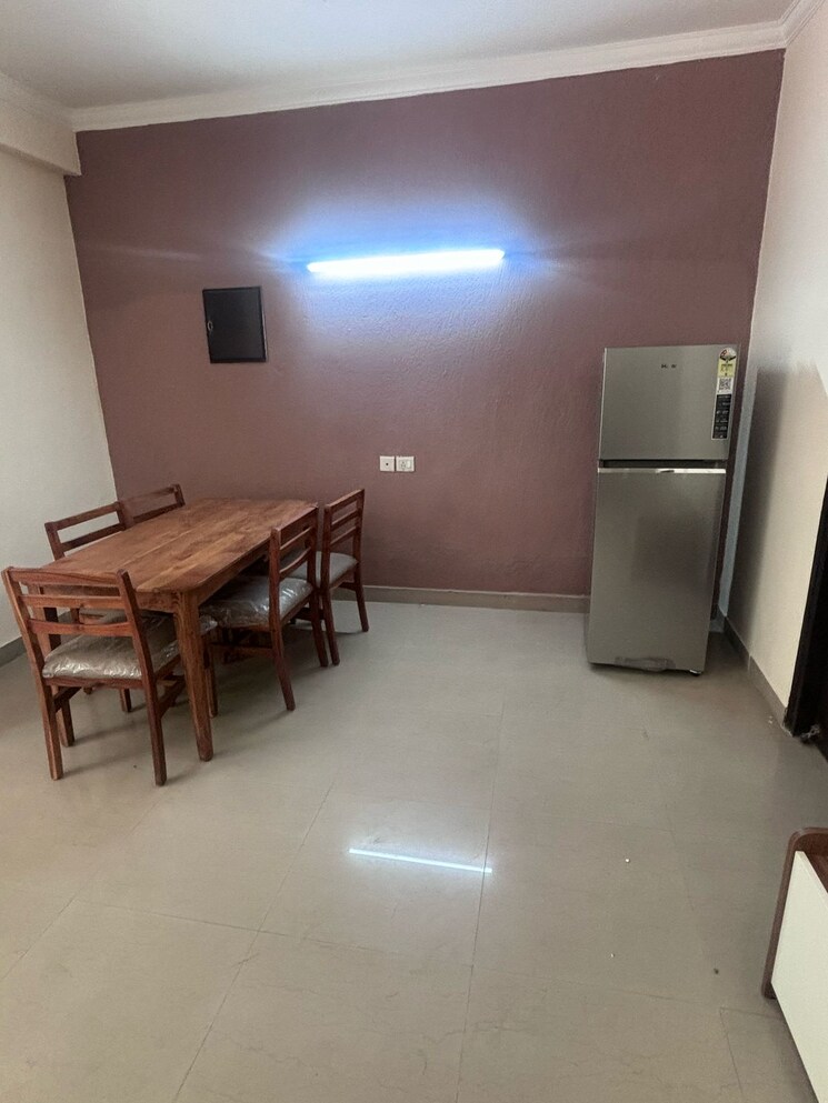 Living Room, unitech-south-city-1 3 Bedroom 1800 Sq.Ft. Builder Floor In South City 1 Gurgaon 8730575