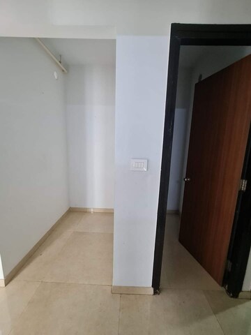 Room in 2 BHK Apartment at Lodha Palava Downtown, Dombivli East – for Rent