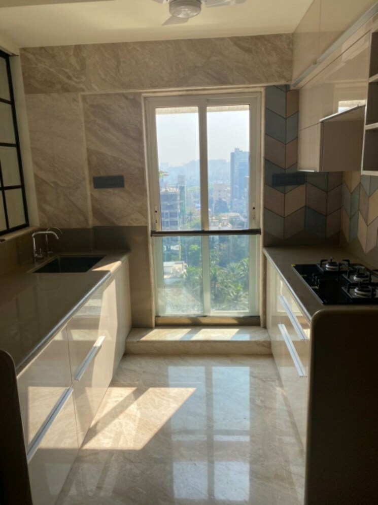 Kitchen, kakad-chs 3 Bedroom 2400 Sq.Ft. Apartment In Bandra West Mumbai 8730590