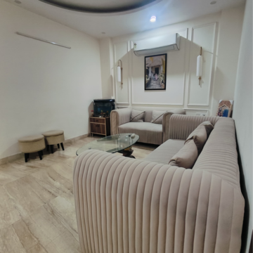 Team Area in 3 BHK Builder Floor at Malviya Nagar – for Rent