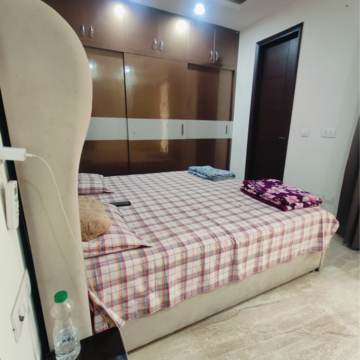 Bedroom in 3 BHK Builder Floor at Malviya Nagar – for Rent