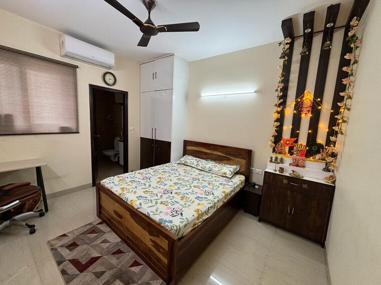 Bedroom, purvanchal-royal-city-ii 3 Bedroom 1815 Sq.Ft. Apartment In Chi V Greater Noida Greater Noida 8730621