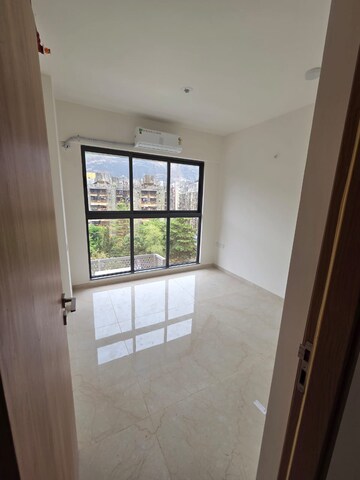 Room in 2 BHK Apartment at Godrej Urban Park, Chandivali – for Rent