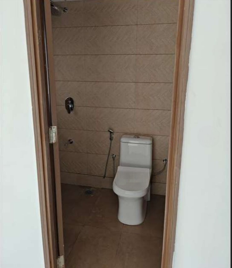 Attached Bathroom, kalpataru-immensa 3 Bedroom 1300 Sq.Ft. Apartment In Kolshet Road Thane 8730680