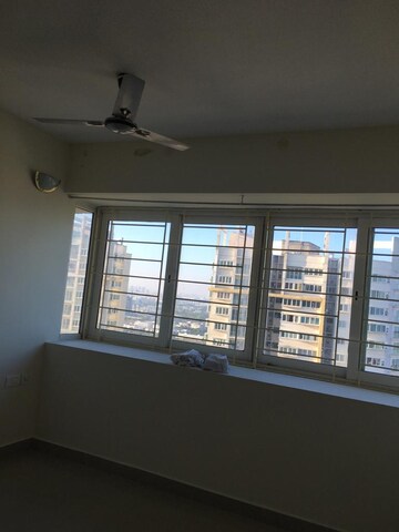 Room in 2 BHK Apartment at TVH Ouranya Bay, Kelambakkam – for Sale