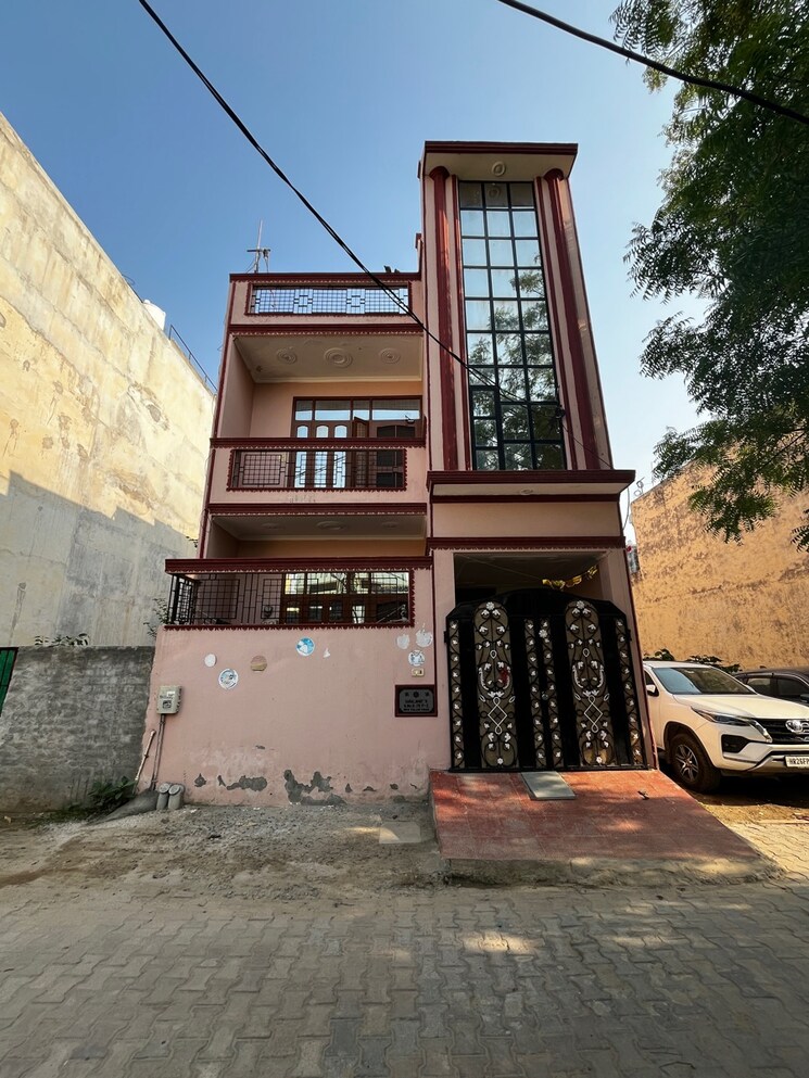 Exterior View, new palam vihar phase 1 5 Bedroom 2250 Sq.Ft. Independent House In New Palam Vihar Phase 1 Gurgaon 8730707