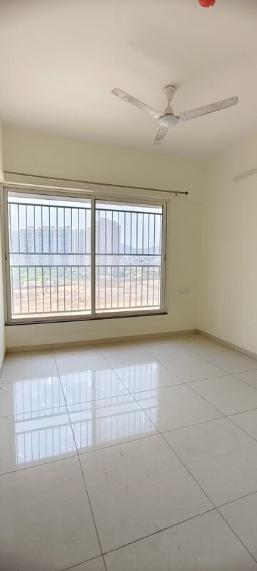 Room in 2 BHK Apartment at Kolte Patil Life Republic, Hinjewadi – for Rent