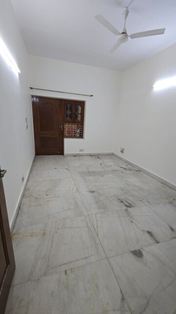 Bedroom in 3 BHK Builder Floor at South Extension ii – for Rent