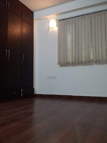 Master Bedroom in 3 BHK Builder Floor at Safdarjung Enclave – for Rent