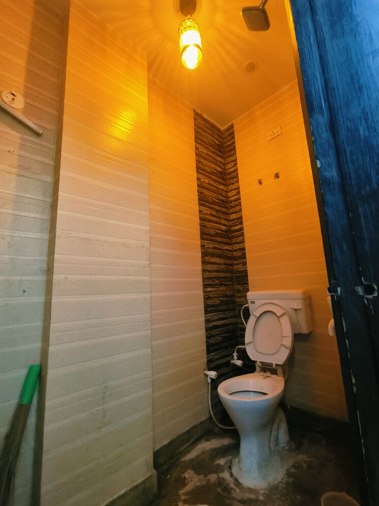 Bathroom, dwarka mor 2 Bedroom 540 Sq.Ft. Builder Floor In Dwarka Mor Delhi 8730748