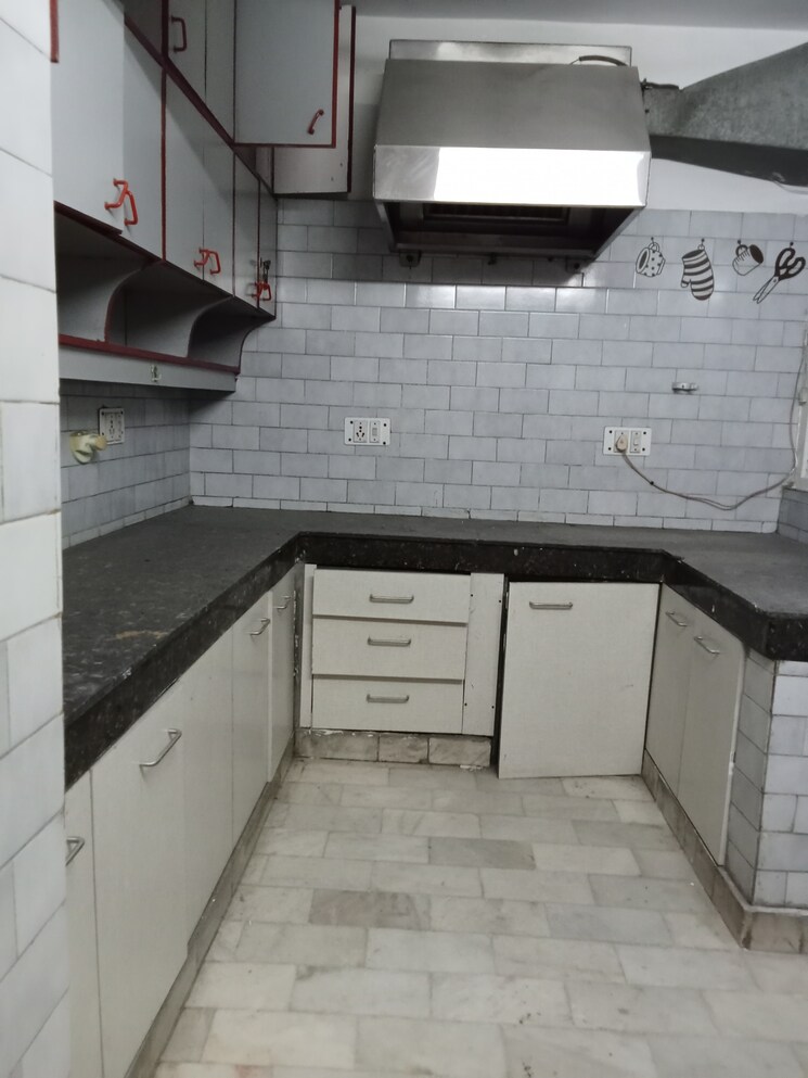 Master Bedroom, safdarjung enclave 3 Bedroom 2050 Sq.Ft. Builder Floor In Safdarjung Enclave Delhi 8730756