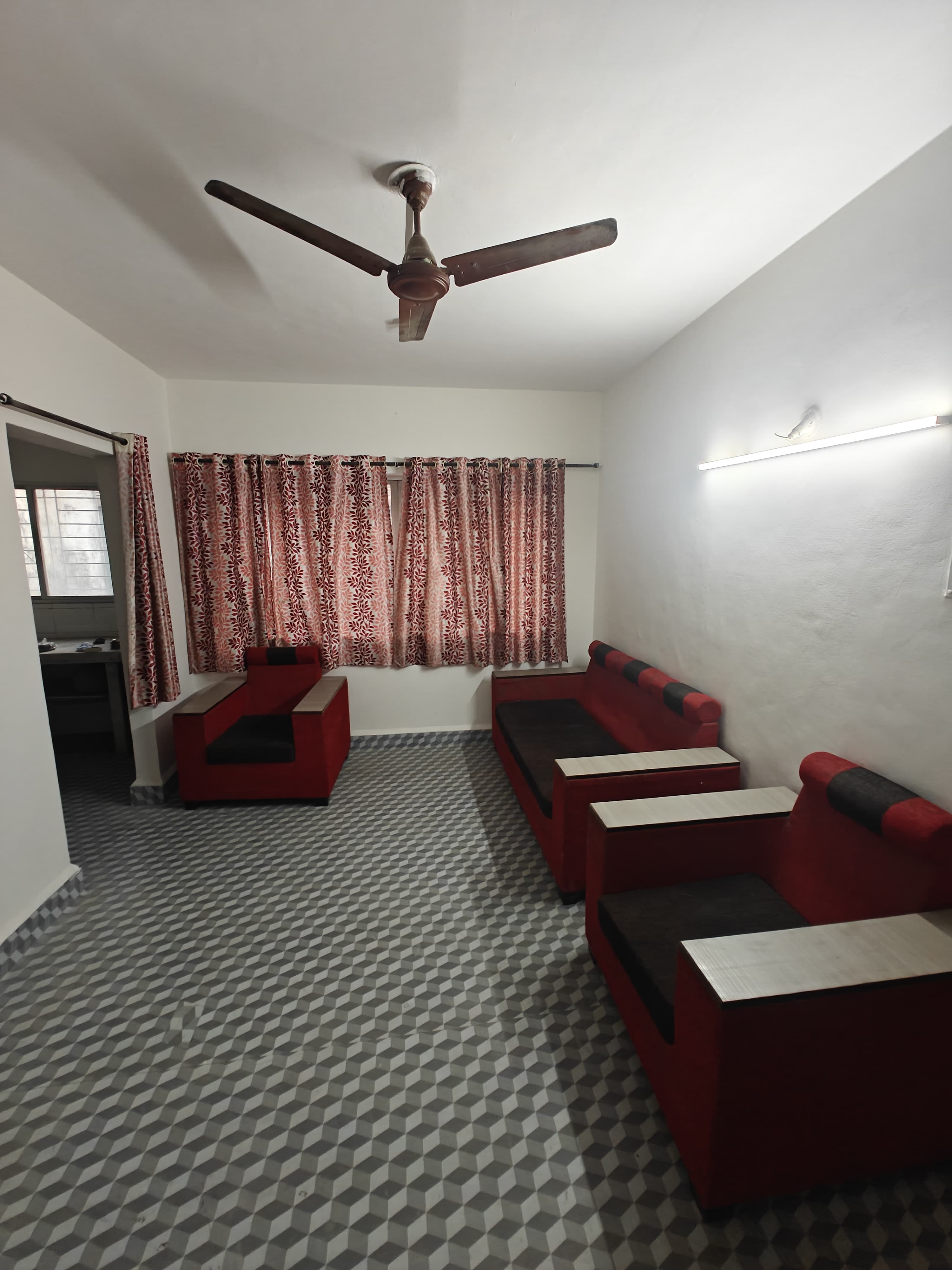 2 BHK Apartment For Rent in Yashodha Apartments