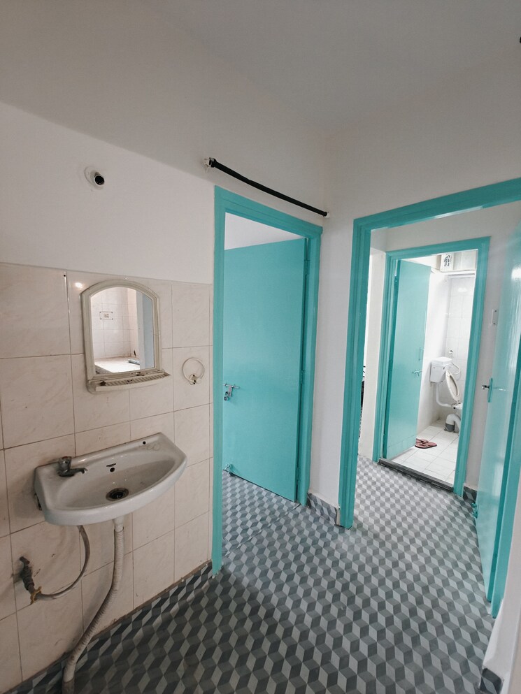 Bathroom, yashodha-apartments 2 Bedroom 1000 Sq.Ft. Apartment In Bavdhan Pune 8730788