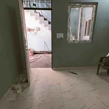 Room in 2 BHK Independent House at Chinhat – for Sale