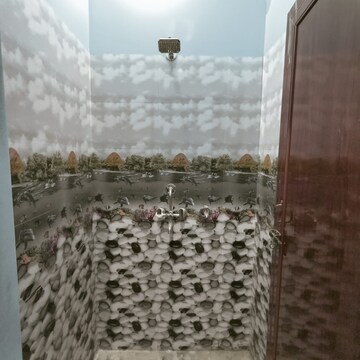 Bathroom in 2 BHK Independent House at Chinhat – for Sale