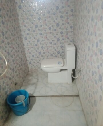 1 RK Villa For Rent in Aliganj