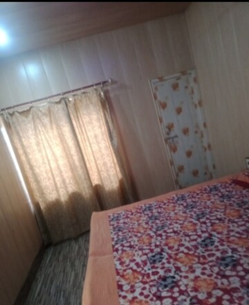 Bedroom in 1 RK Villa at Aliganj – for Rent