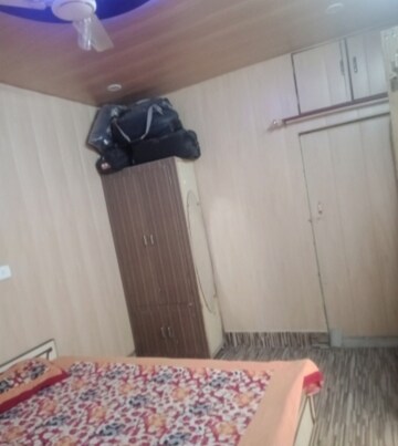 Bedroom in 1 RK Villa at Aliganj – for Rent