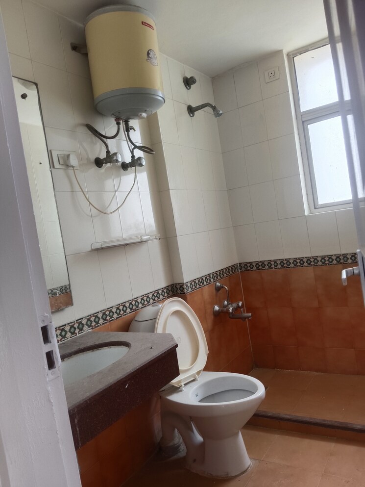 Bathroom, eros-wembley-estate 3 Bedroom 1376 Sq.Ft. Apartment In Sector 50 Gurgaon 8730871