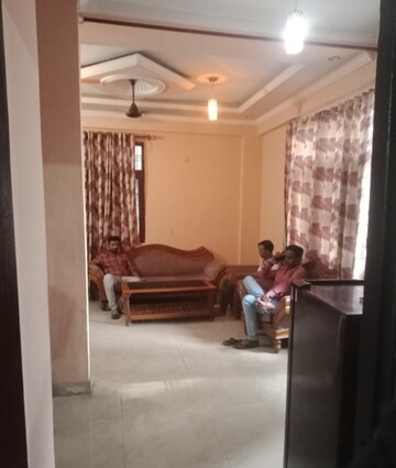 Living Room in 1 BHK Villa at Aliganj – for Rent